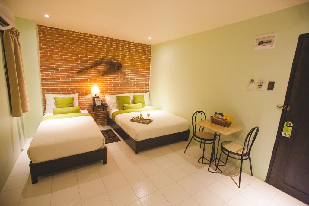 Verbena Hotel Cebu Exterior photo
