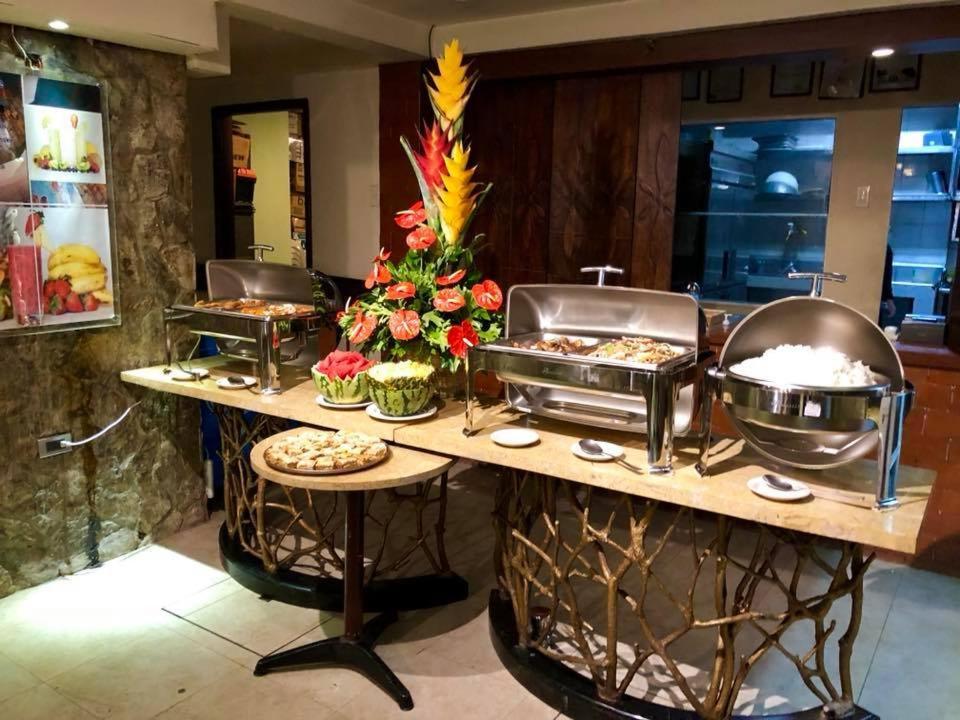 Verbena Hotel Cebu Exterior photo